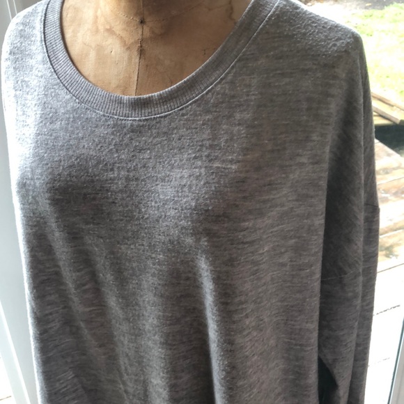 Sweater - Picture 2 of 3